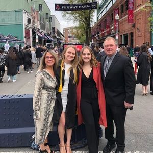 Meet your Posher, Denise